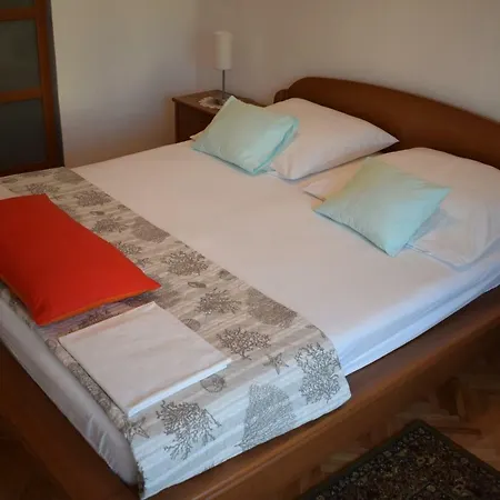 Apartment Vila Jelena - For 6 To 8 Persons In Sv Filip I Jakov Sveti Filip i Jakov