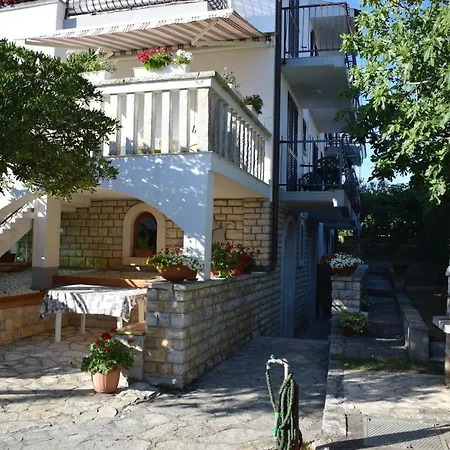 Apartment Vila Jelena - For 6 To 8 Persons In Sv Filip I Jakov Sveti Filip i Jakov